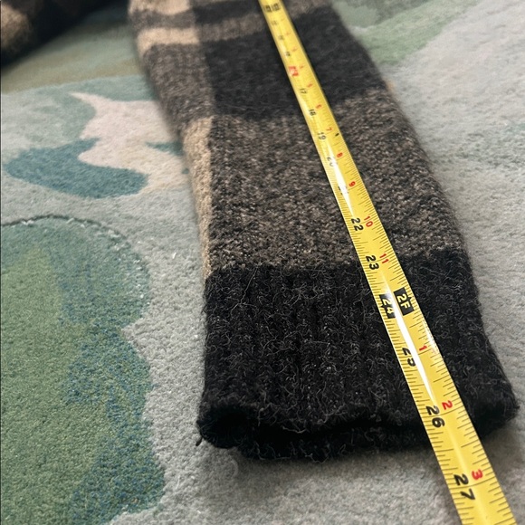 Cyrus Black and Tan Knitwear - Picture 10 of 12